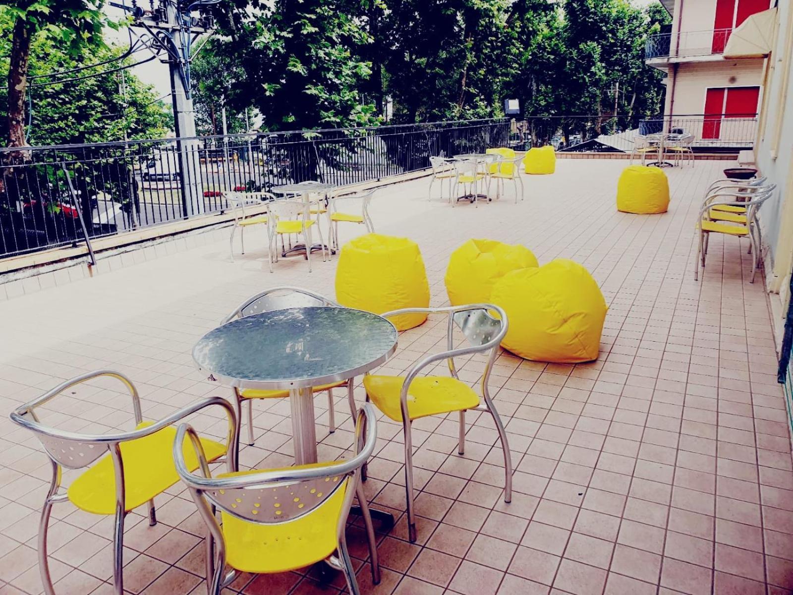 Hotel Ideale Young People Under 40 Rimini Ngoại thất bức ảnh